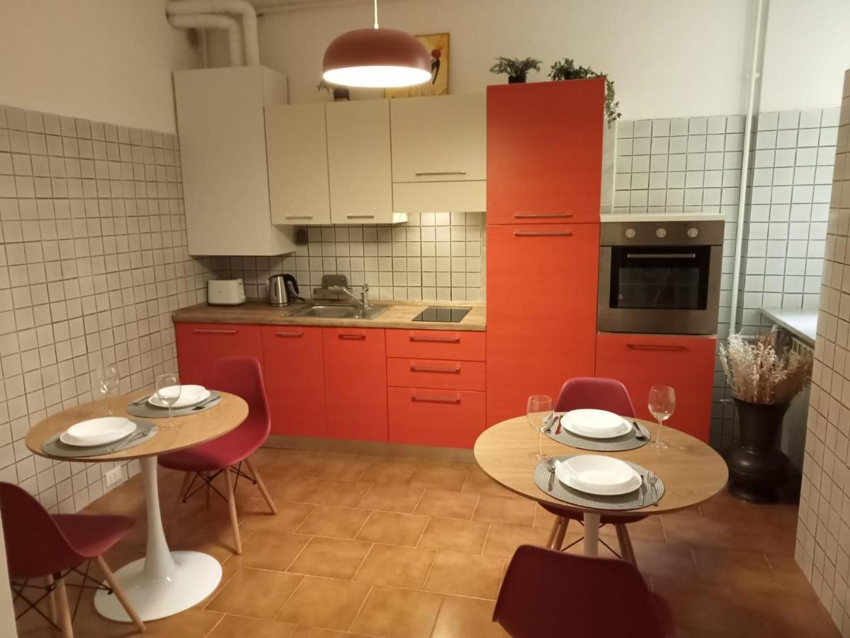 Fenix Rooms Trieste Bagian luar foto