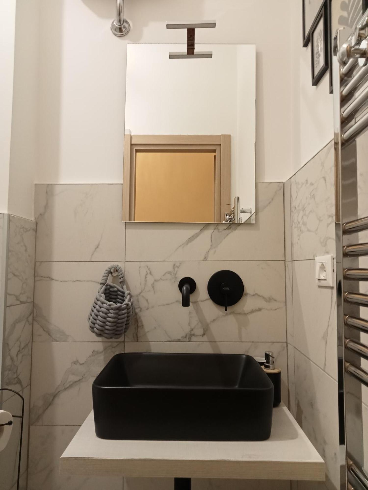 Fenix Rooms Trieste Bagian luar foto