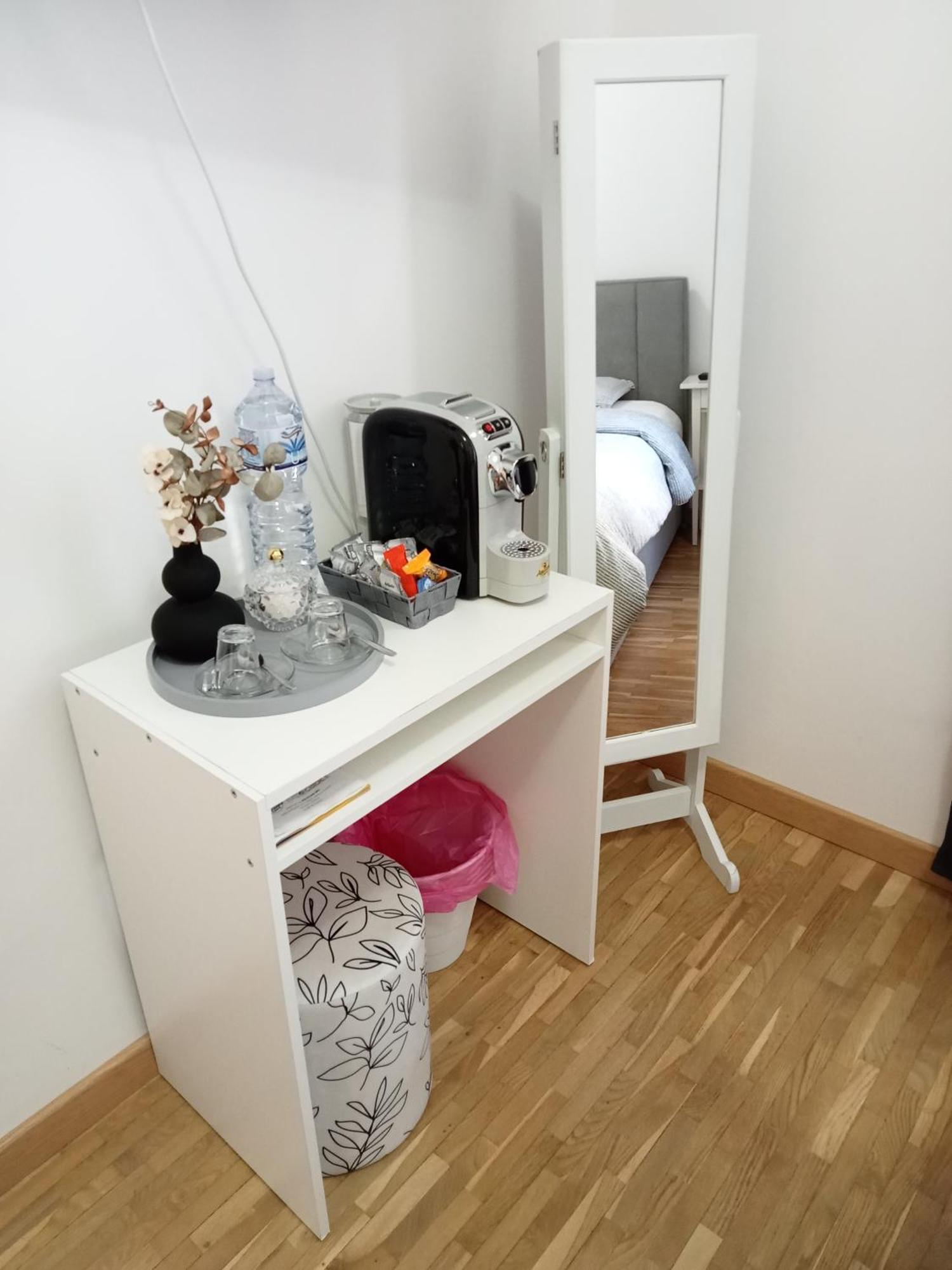 Fenix Rooms Trieste Bagian luar foto